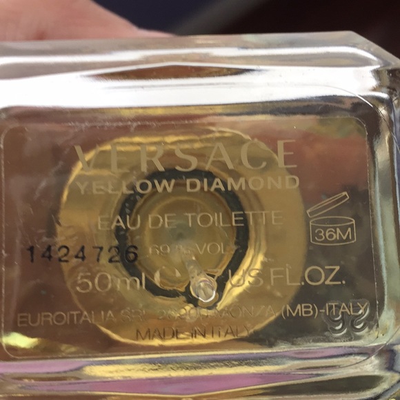 Versace Yellow Diamond ladies perfume. - Picture 3 of 6